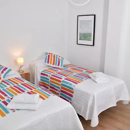 Spectacular 8 Pax/4 & Free Parking * Málaga